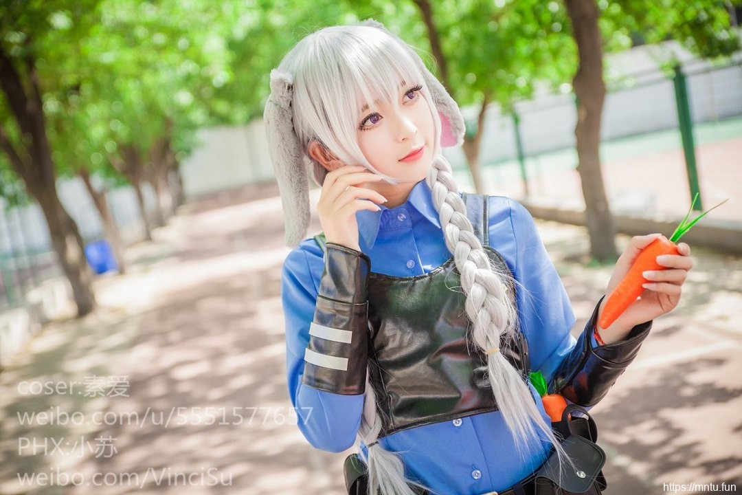 御姐素爱cosplay《疯狂动物城》美女警察朱迪