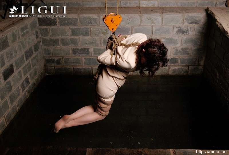 Model璐璐丝袜绑缚绳艺