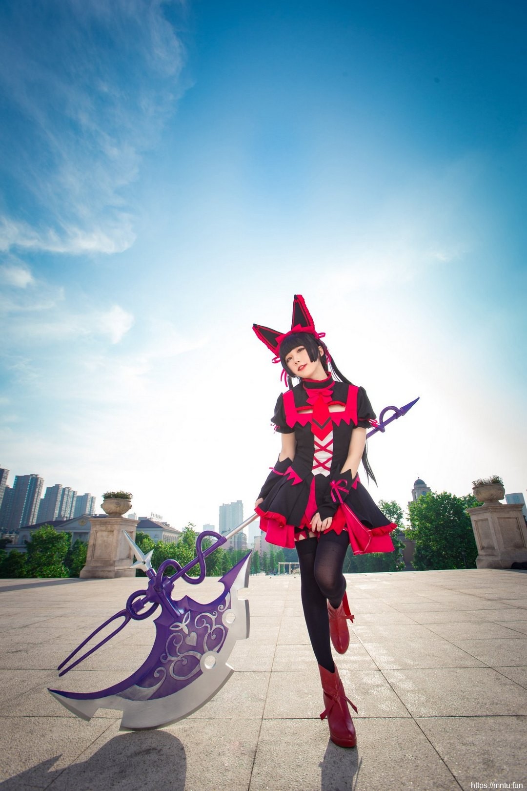 黑丝美女歌德神官服cosplay萝莉·麦丘利