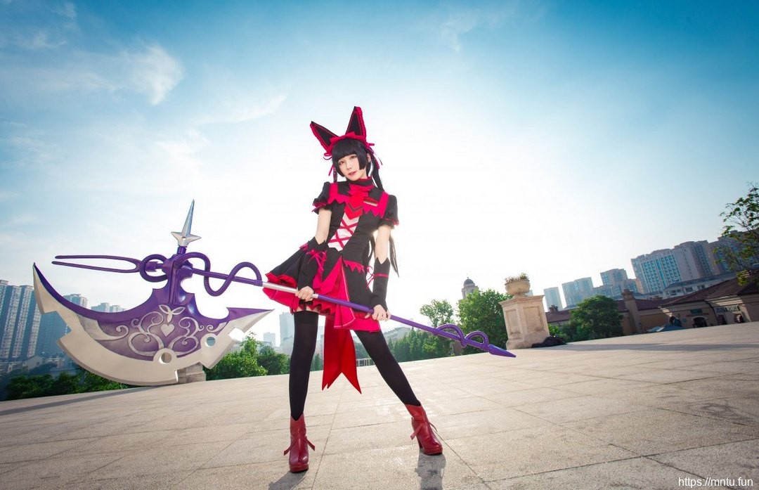 黑丝美女歌德神官服cosplay萝莉·麦丘利