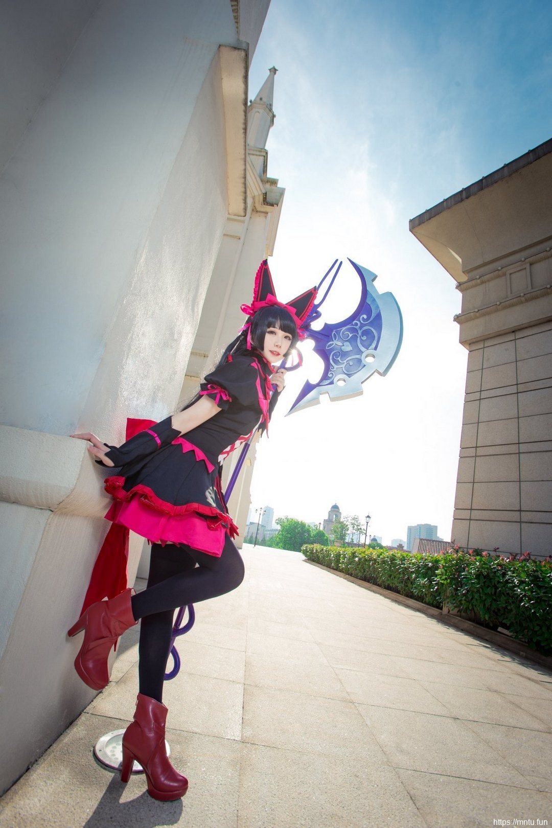 黑丝美女歌德神官服cosplay萝莉·麦丘利