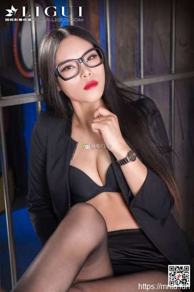 腿模明明丝袜美腿丝足写真~