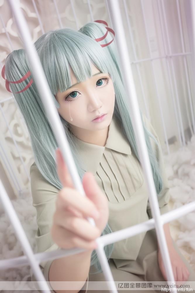 小萌妹监禁cosplay