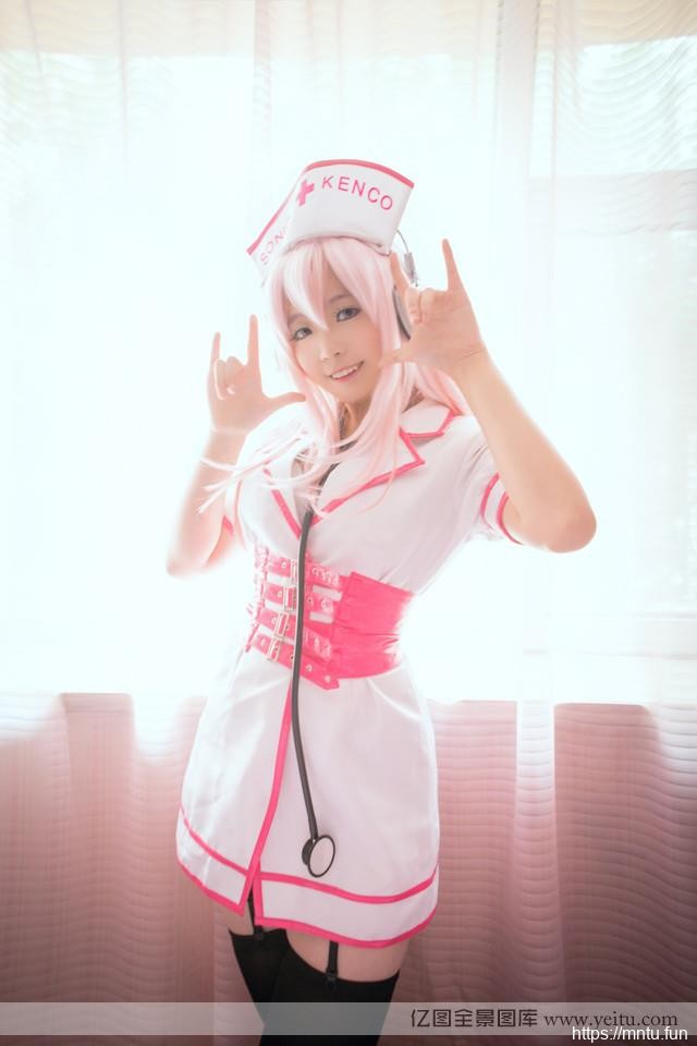 性感美女护士制服诱惑cosplay
