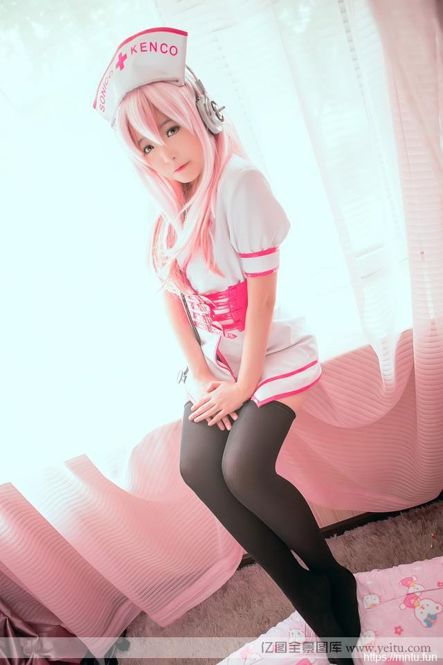性感美女护士制服诱惑cosplay