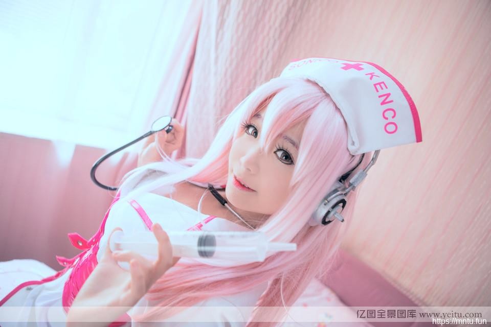 性感美女护士制服诱惑cosplay