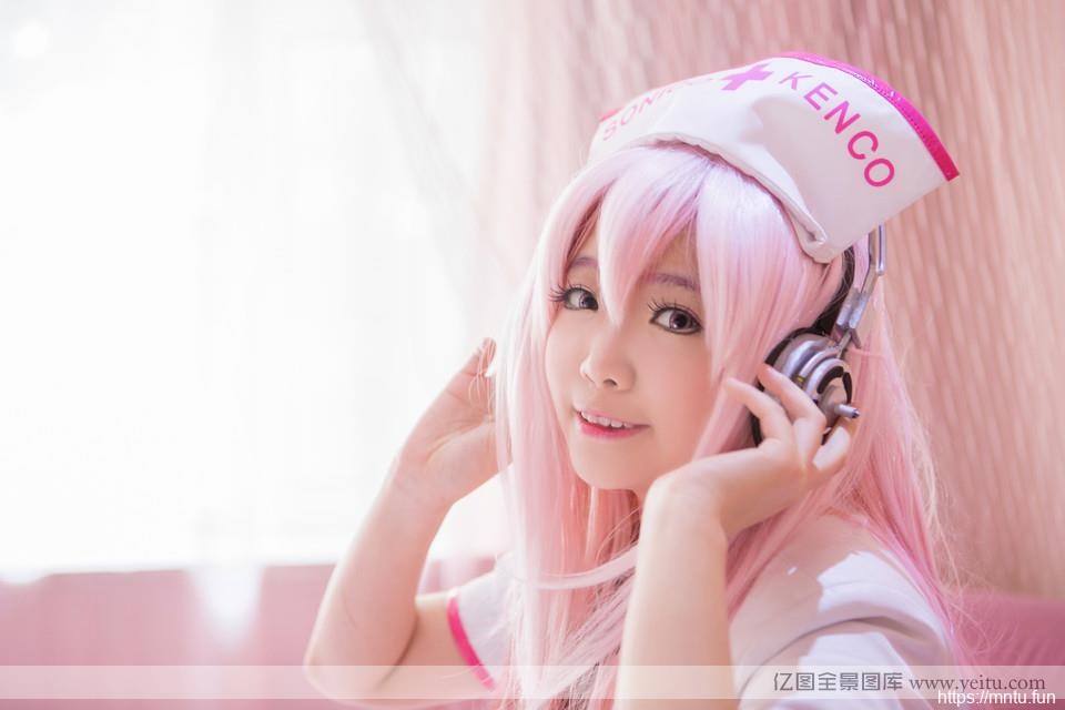 性感美女护士制服诱惑cosplay