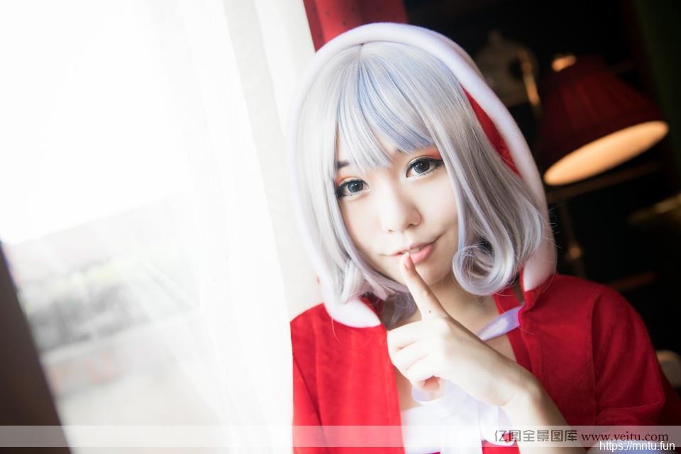 圣诞节清纯可爱美眉cosplay庆贺