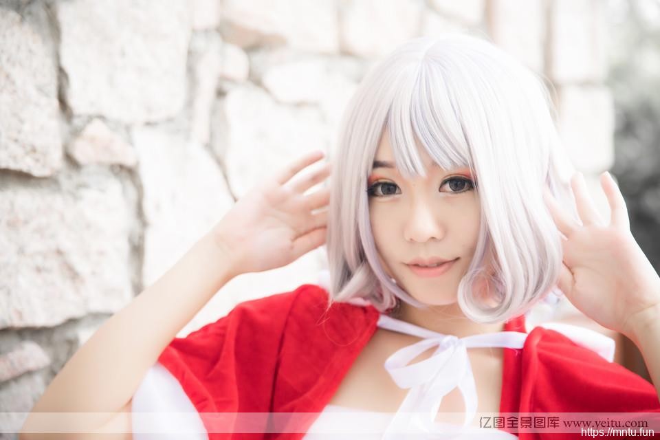 圣诞节清纯可爱美眉cosplay庆贺