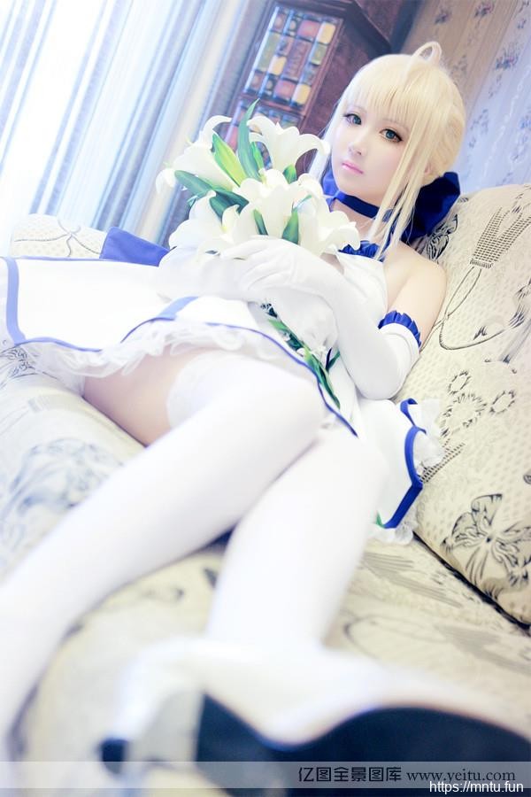 白皙大眼萌妹子萝莉唯美cosplay