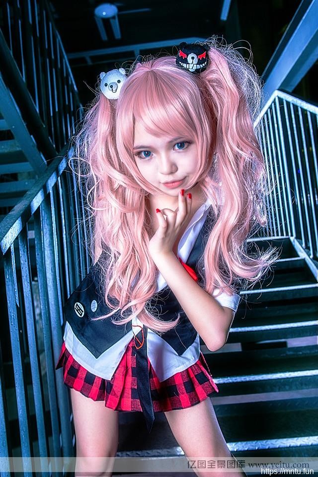 短裙校服美女cosplay制服诱惑