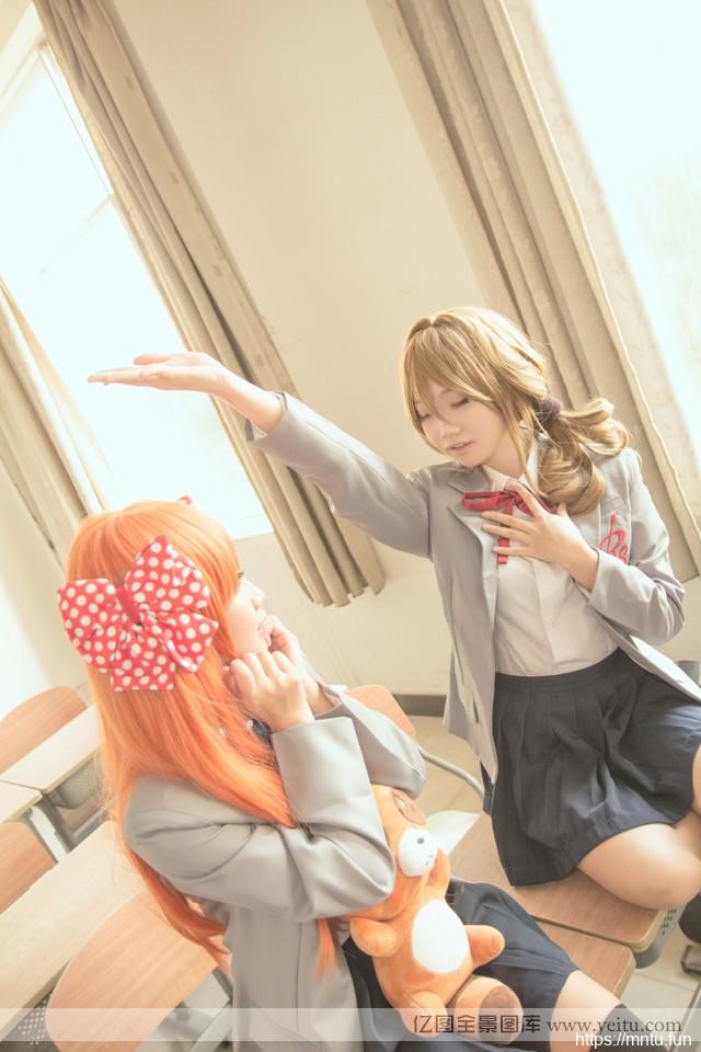 美少女学生妹浪漫cosplay写真