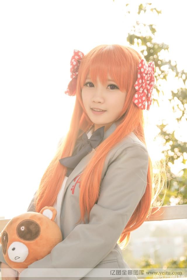 美少女学生妹浪漫cosplay写真