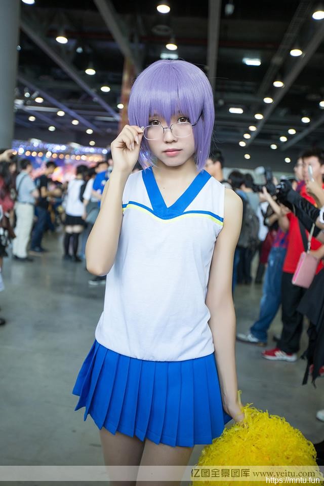 动漫展上的萌妹子们的清纯拍摄