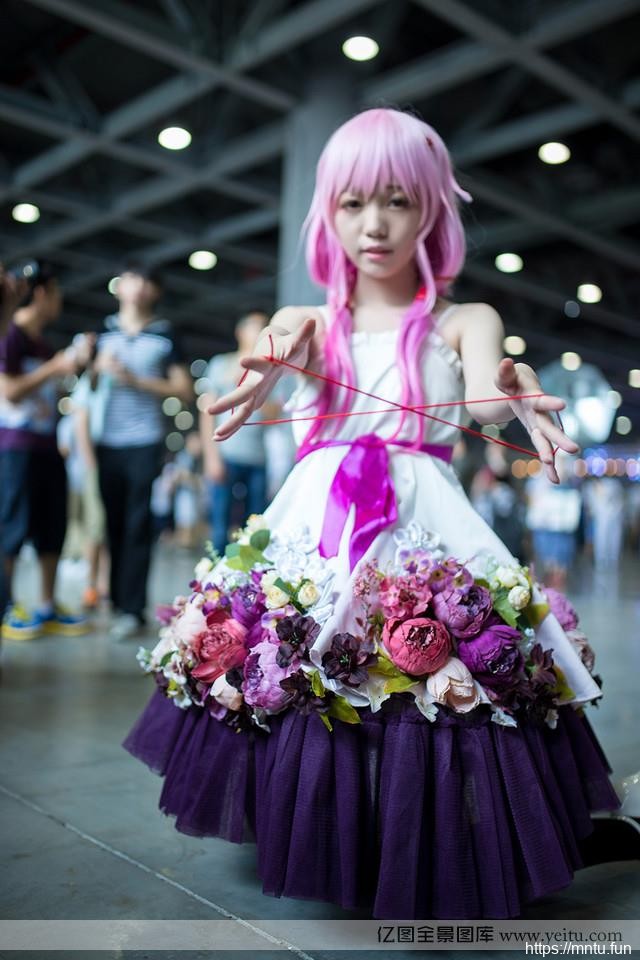 动漫展上的萌妹子们的清纯拍摄