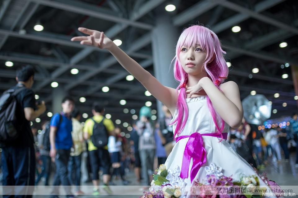 动漫展上的萌妹子们的清纯拍摄