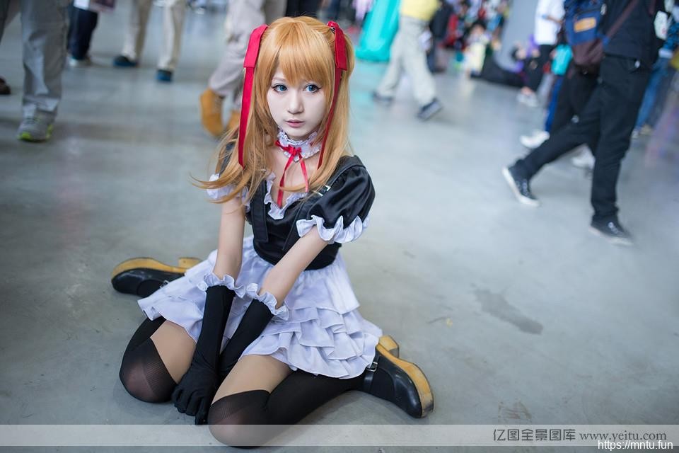 动漫展上的萌妹子们的清纯拍摄