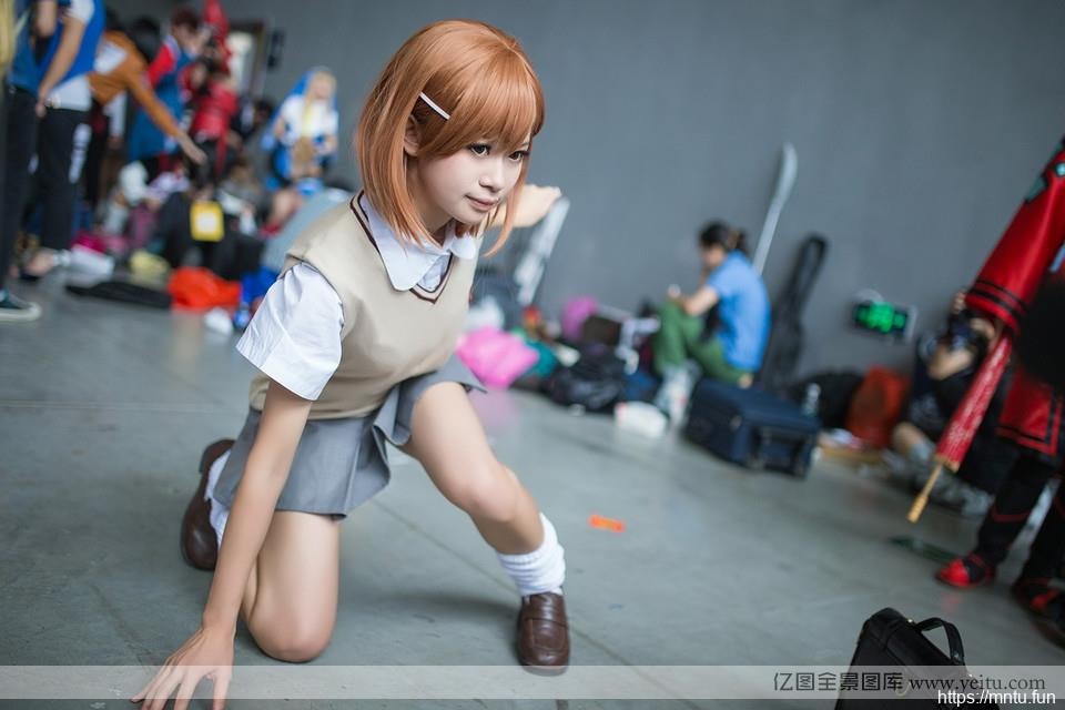 动漫展上的萌妹子们的清纯拍摄