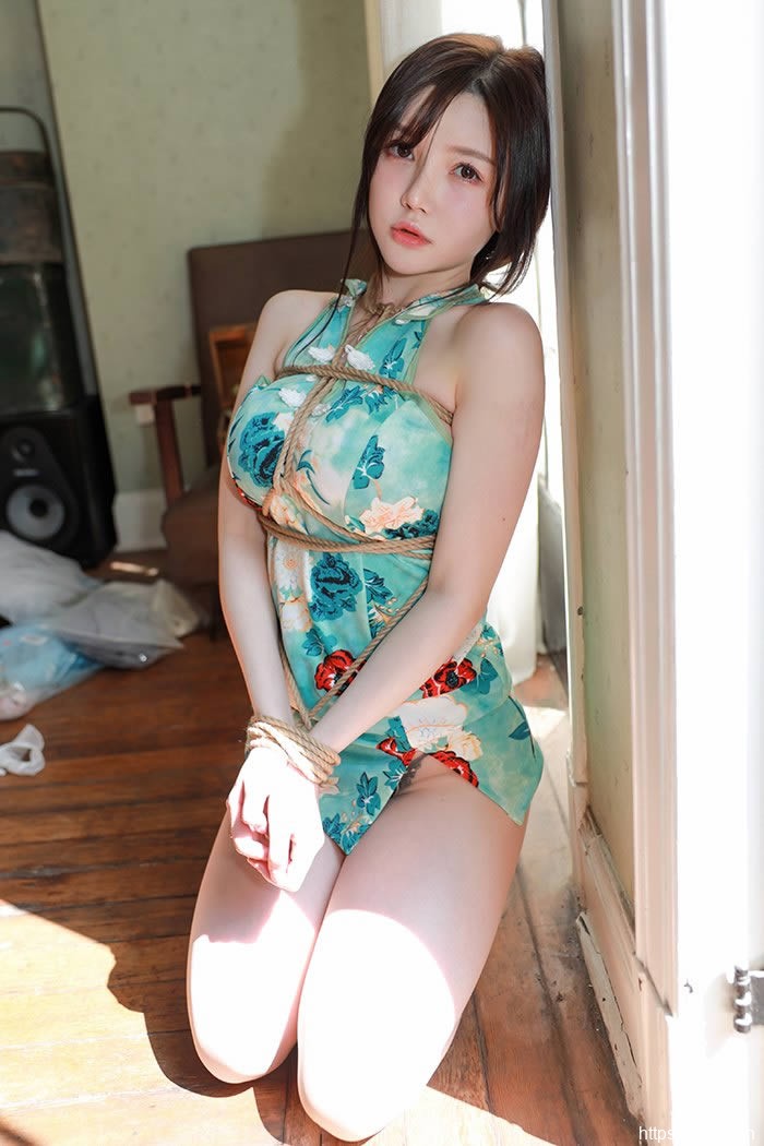 旗袍女神糯美子巨乳绑缚诱袭众人