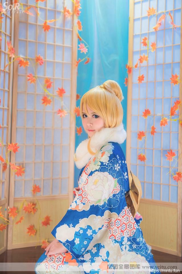 甜美白皙小妹身着和服COSPLAY