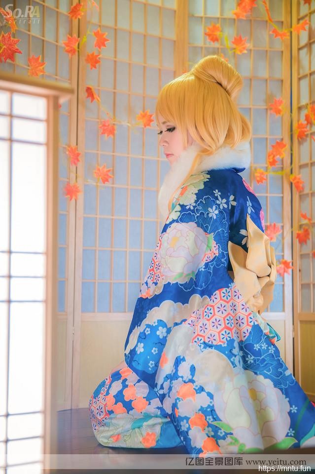 甜美白皙小妹身着和服COSPLAY