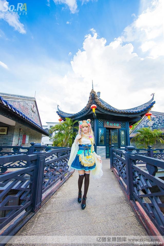 可爱美少女南小鸟纯情COS