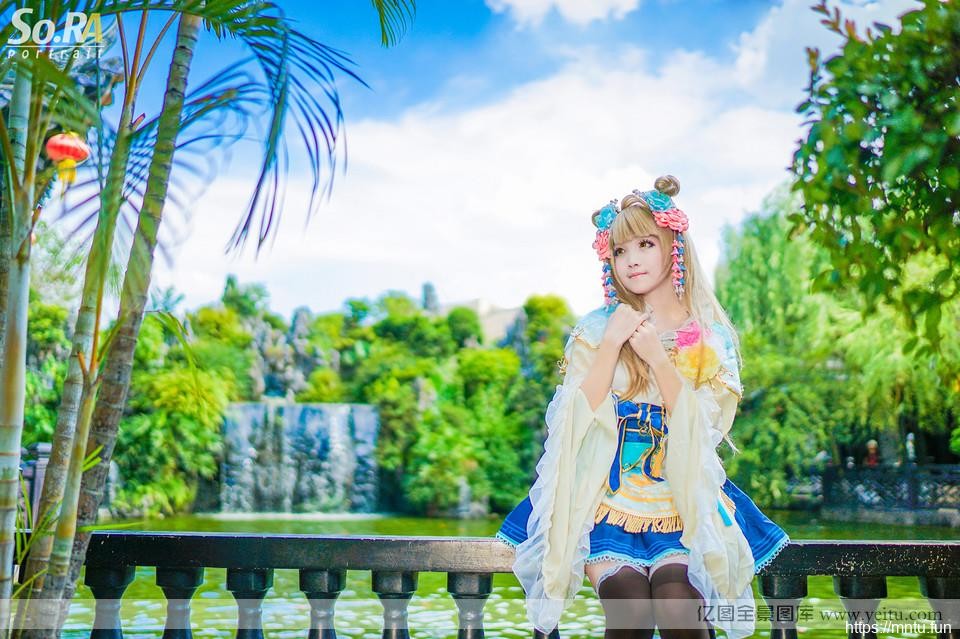 可爱美少女南小鸟纯情COS