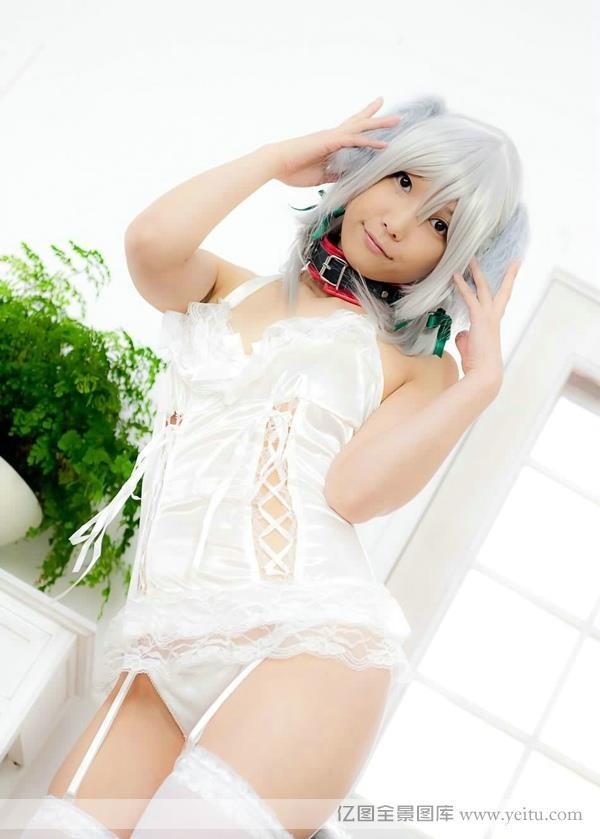 青春美少女莲妹大尺度诱惑COSPLAY