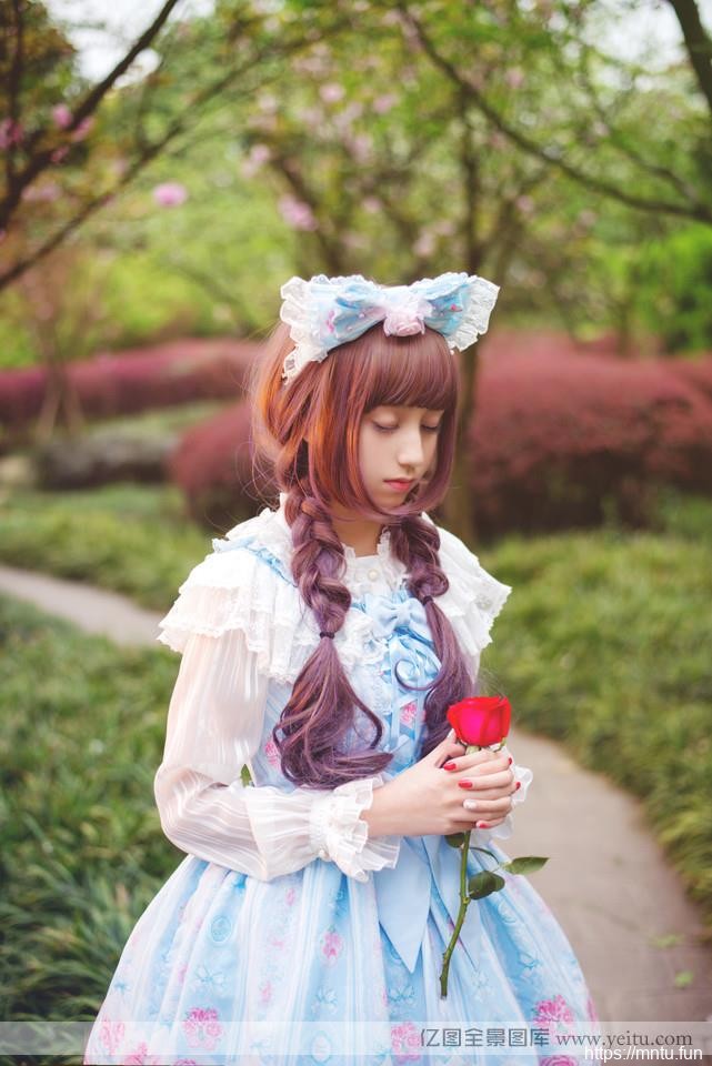 超萌沮纯小萝莉可爱迷人COSPLAY