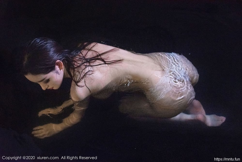 [秀人XIUREN] No.2116 沈梦瑶 《温泉尤物》