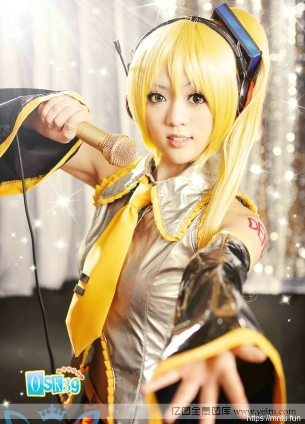 超萌清纯美少女女仆黑丝cosplay制服诱惑