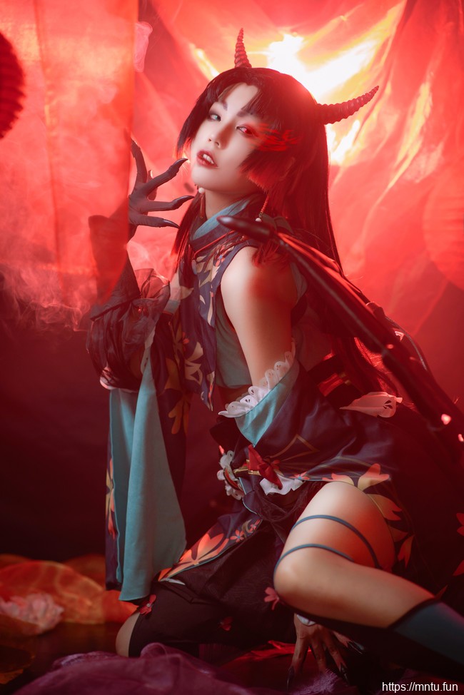 清纯萝莉深深Fuka COSPLAYcosplay动漫人物阴阳师吸血姬