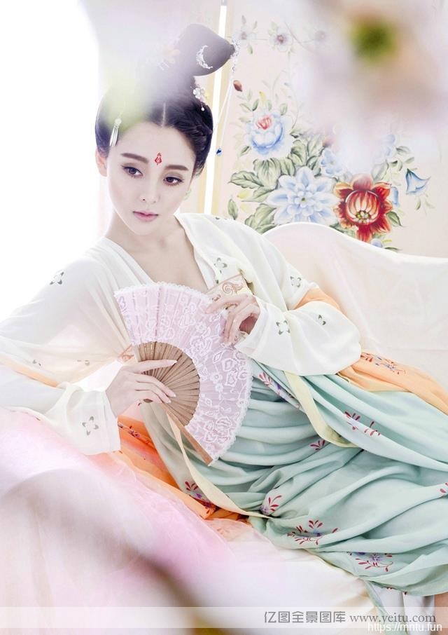 青春美少女唯美武媚娘c完美cosplayosplay