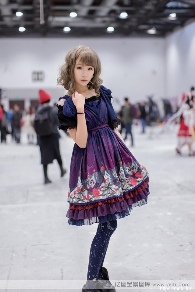 动漫展会女装cosplay中可爱萌妹合集