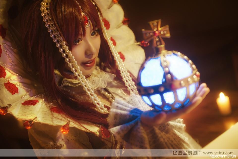 气场女王美艳cosp网上cosplaylay写真拍摄