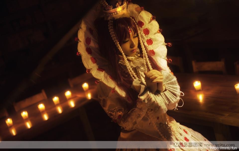 气场女王美艳cosp网上cosplaylay写真拍摄