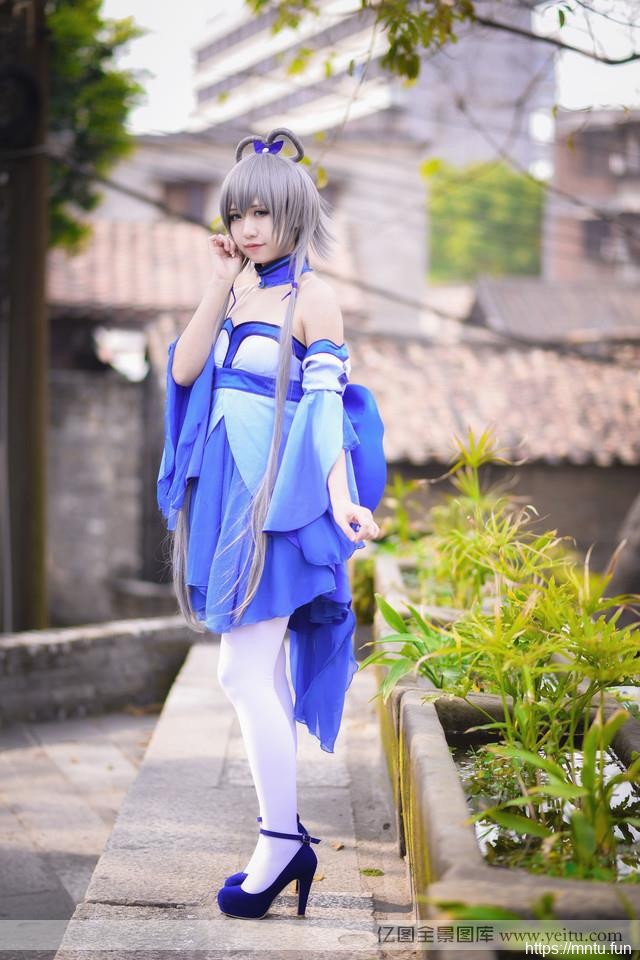 清新小可爱美妹cosplay演绎cosplay明星性感无限