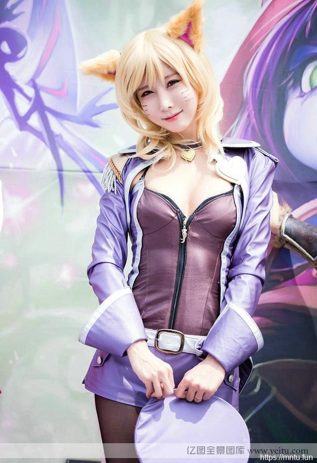 清纯可爱cosplay大尺度福利照小美女性感狐狸cosplay