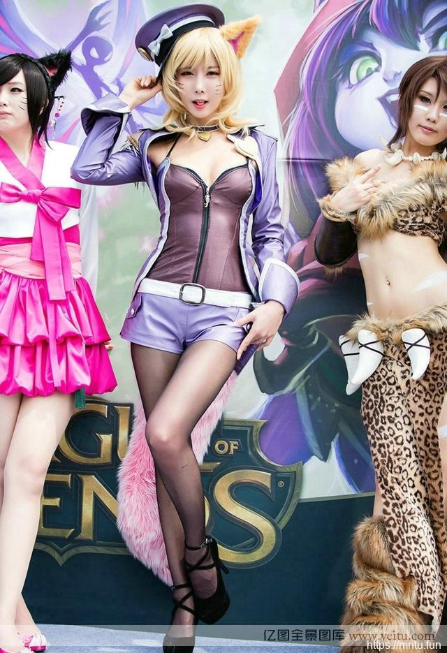 清纯可爱cosplay大尺度福利照小美女性感狐狸cosplay