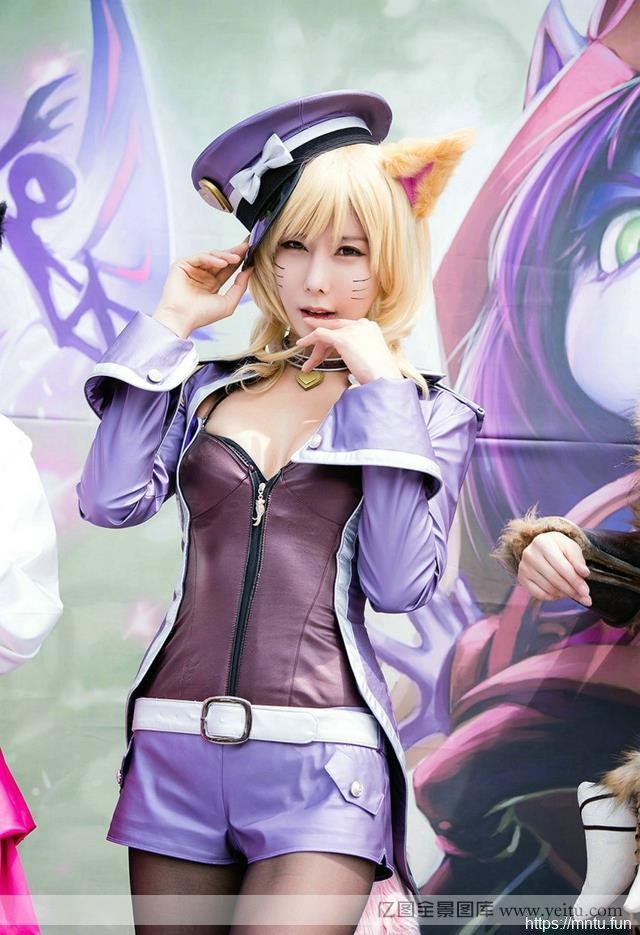 清纯可爱cosplay大尺度福利照小美女性感狐狸cosplay