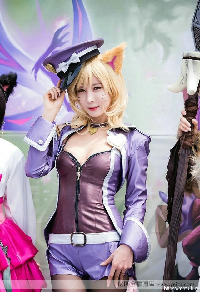 清纯可爱cosplay大尺度福利照小美女性感狐狸cosplay