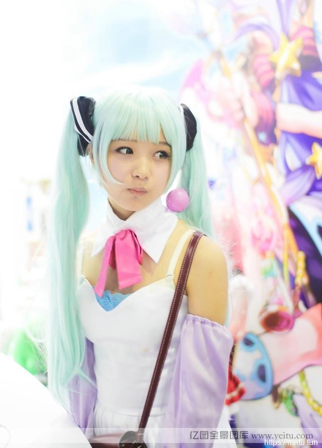 清新娃娃脸学生妹cosplay网站纯美cosplay