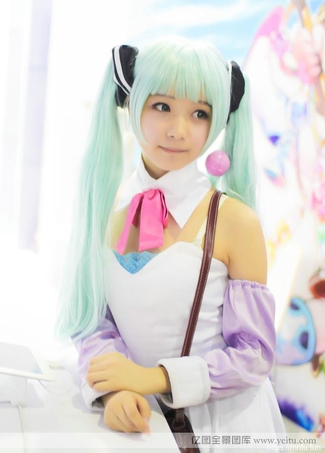 清新娃娃脸学生妹cosplay网站纯美cosplay