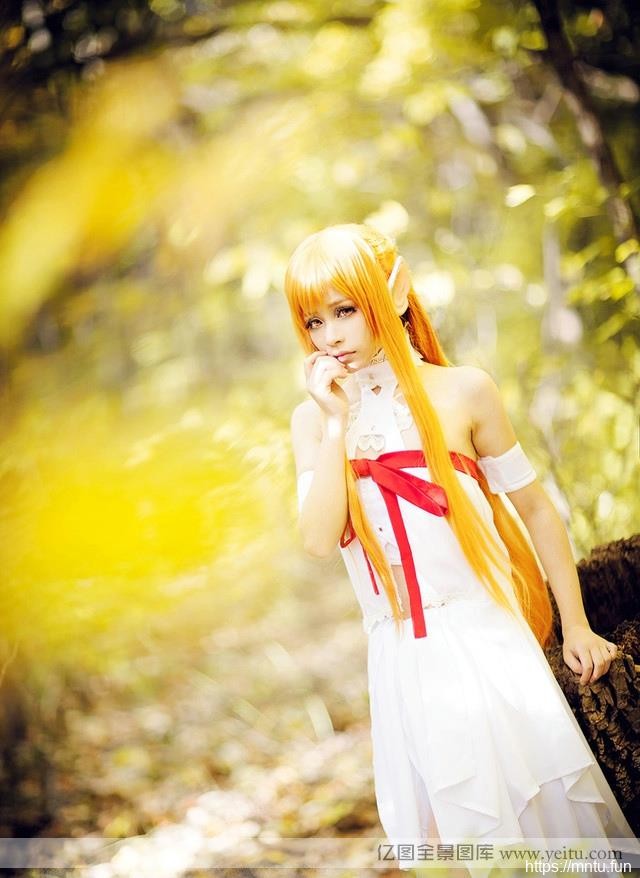 森林中的精灵少女cos动漫衣服cosplayplay