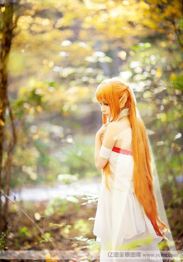 森林中的精灵少女cos动漫衣服cosplayplay