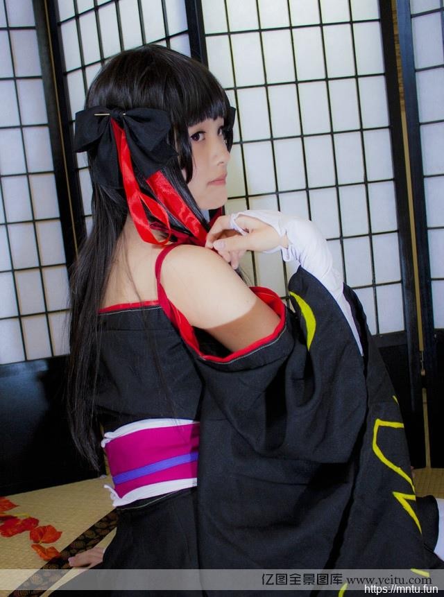 可爱长发少女甜美coskisscosplayplay