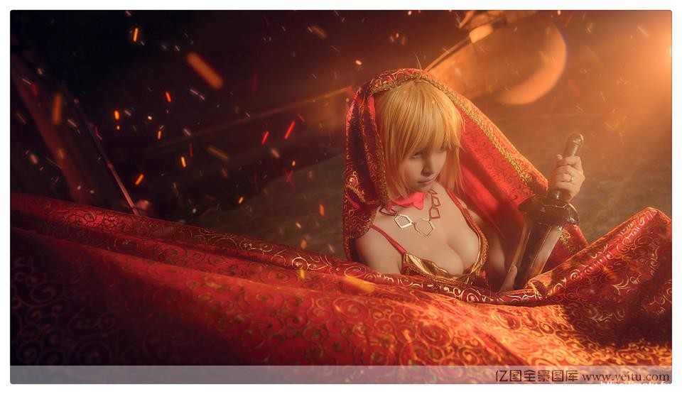 红衣少女热血co福利cossplay写真