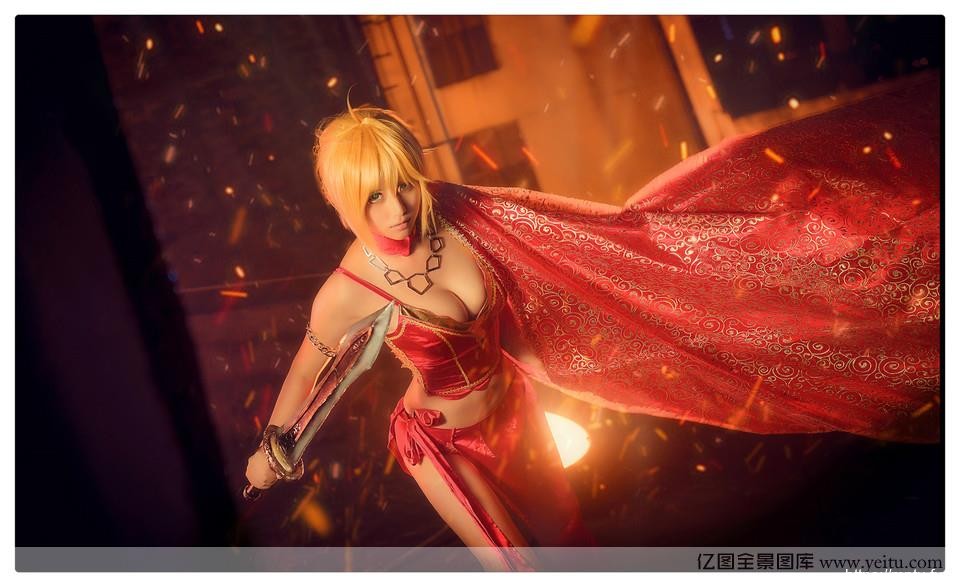 红衣少女热血co福利cossplay写真