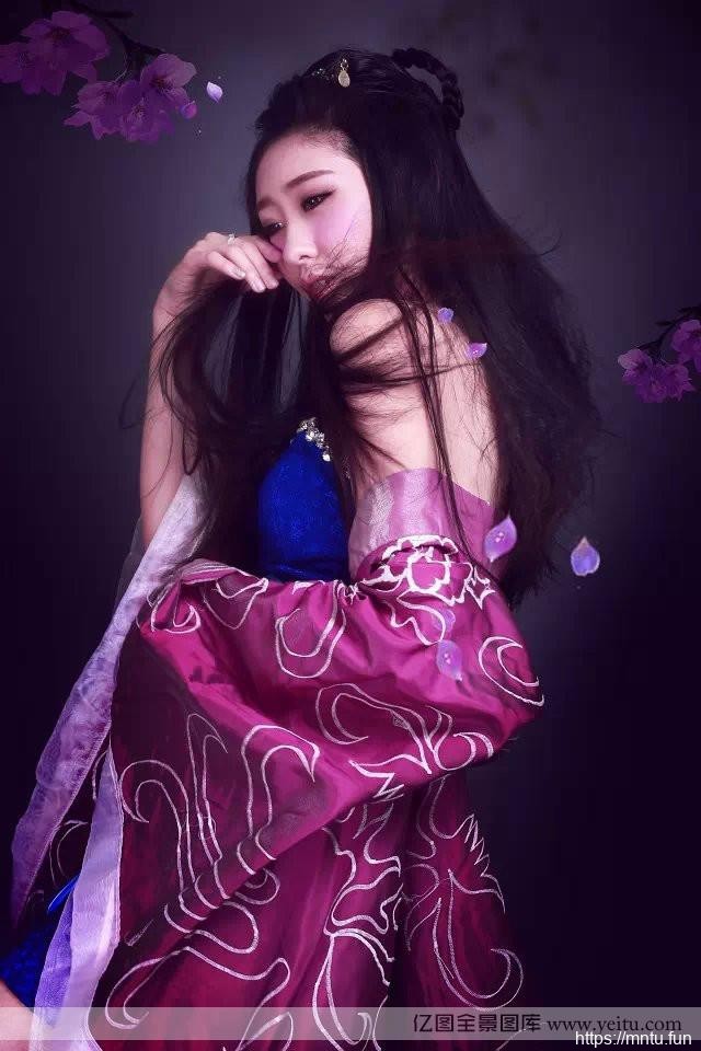 动漫衣服cosplay古装的诱惑 风情美女妖娆性感cosplay