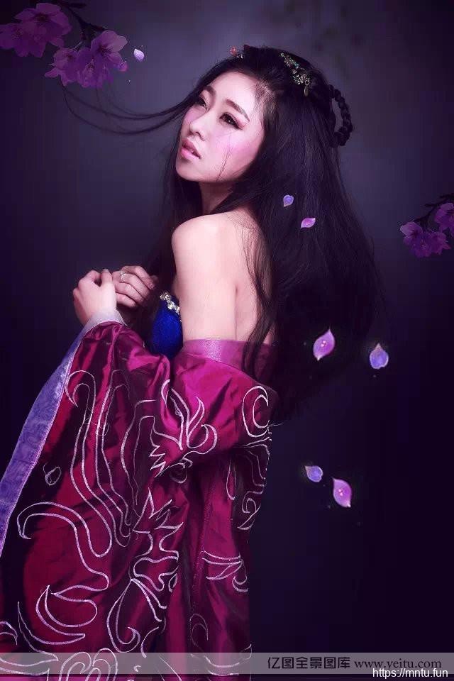 动漫衣服cosplay古装的诱惑 风情美女妖娆性感cosplay